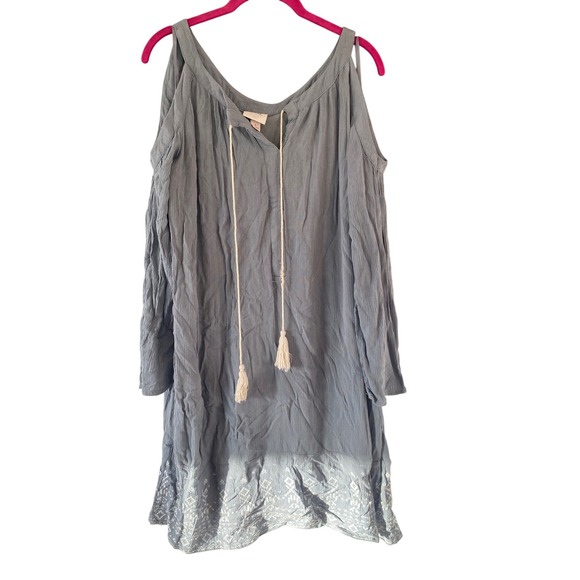 Knox Rose Dresses & Skirts - Knox Rose Gray Cold Shoulder Tassel Tie Dress Boho Embroidered Hem Size L